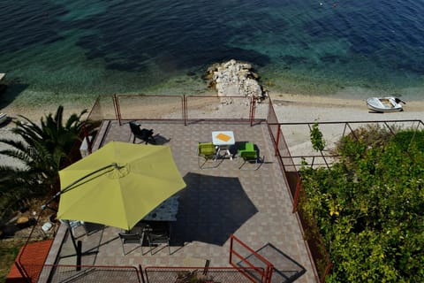 Property building, Balcony/Terrace