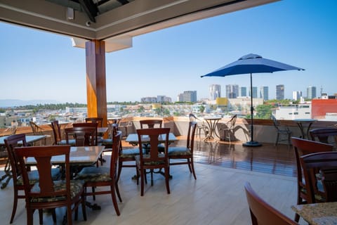 Balcony/Terrace, Balcony/Terrace, City view