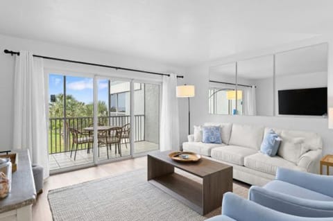 Beach Villas 2225 House in Sanibel Island