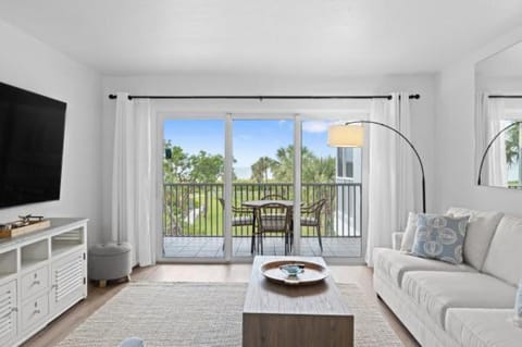 Beach Villas 2225 House in Sanibel Island