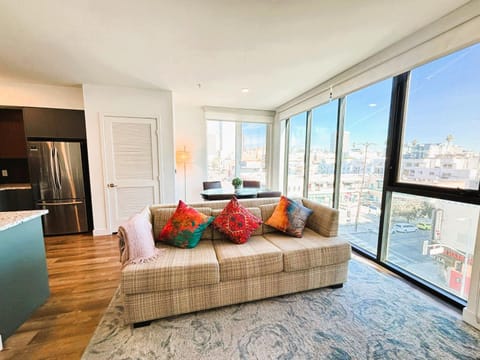 View (from property/room), Living room, Seating area