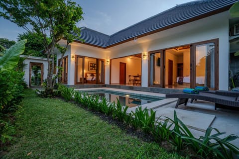 Property building, Garden view