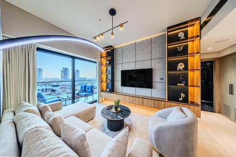TV and multimedia, Seating area