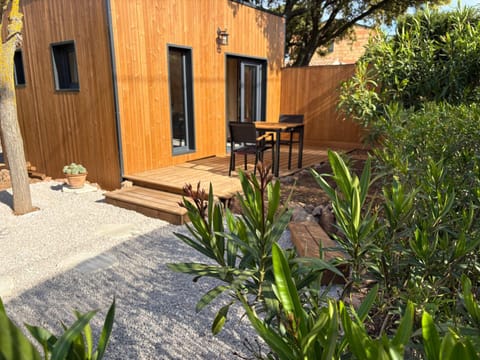Patio, Garden, Garden view
