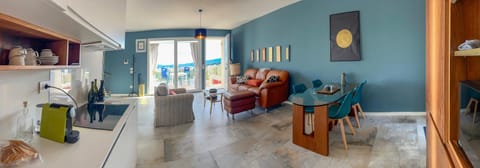 Kitchen or kitchenette, Living room, Dining area