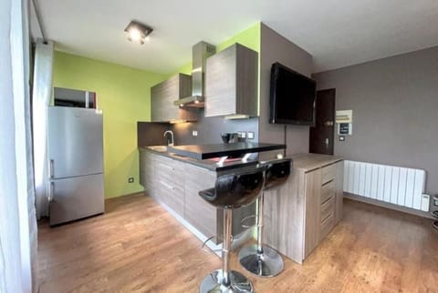 Le Moderne Apartment in Saint-Julien-en-Genevois