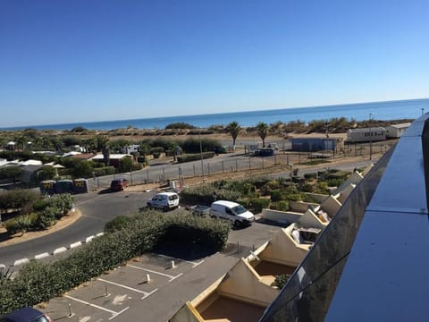 Sea view, Parking