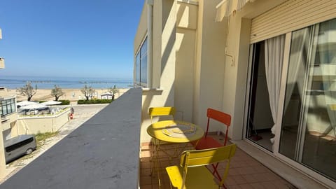SE170 - Senigallia, monolocale vista mare con aria condizionata Apartment in Senigallia