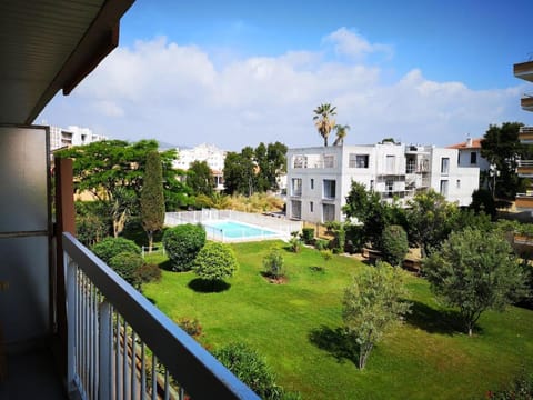 Garden view, Pool view