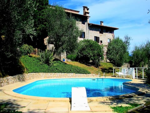 Property building, Garden, Garden view, Pool view, Swimming pool, sunbed