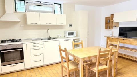 N091 - Numana, nuova taverna bilocale sx Apartment in Numana