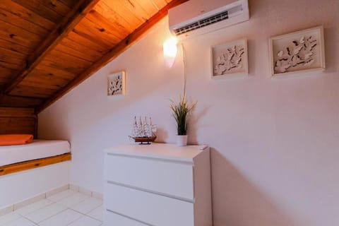 Decorative detail, air conditioner