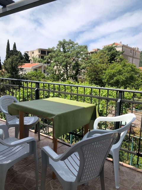 Apartmani Centar Apartment in Budva Municipality