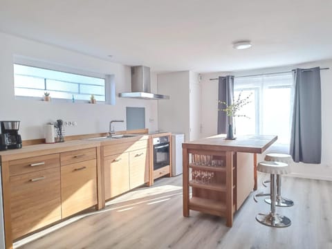 Dining area, oven, stove