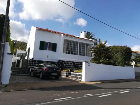 Facade/entrance, Garden