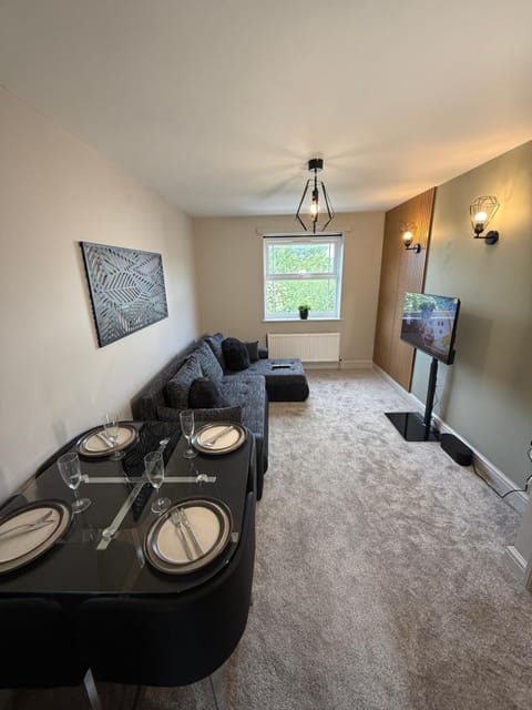 TV and multimedia, Living room, Seating area