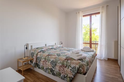 Bed, Balcony/Terrace, Bedroom, towels