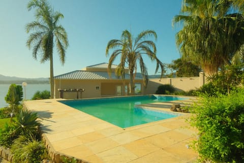 Property building, Natural landscape, Garden, Garden view, Mountain view, Swimming pool