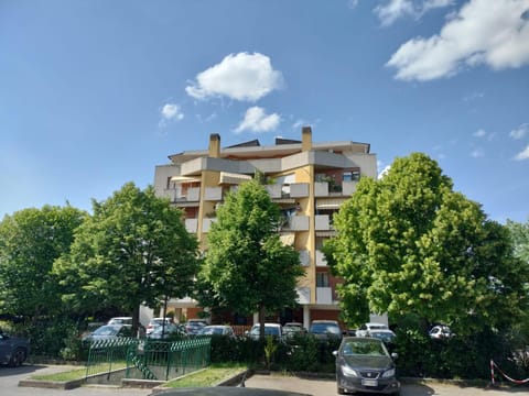 Property building, Parking