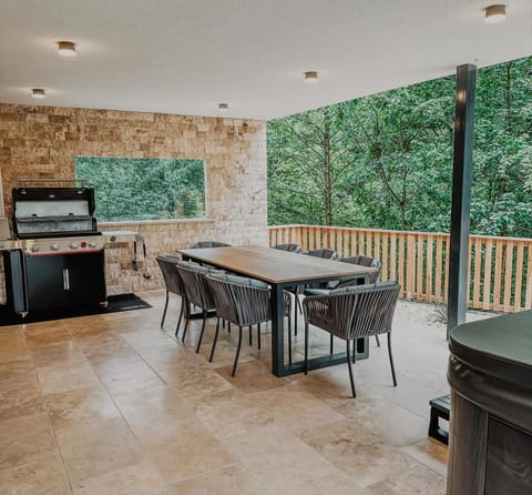 Balcony/Terrace, Dining area