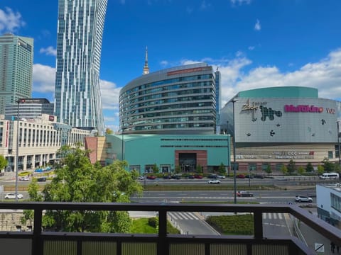 Balcony/Terrace, City view