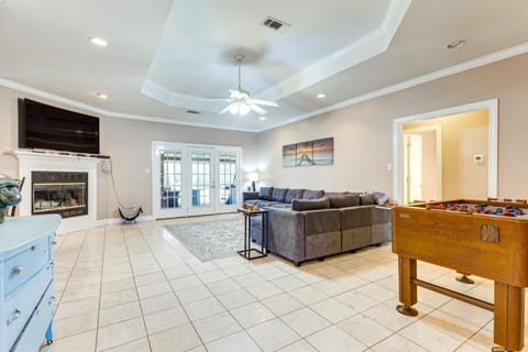 Home with Large Yard and Pond On-Site 15 Mi to Biloxi House in Mississippi