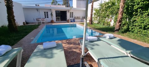 Patio, Garden, Garden view, Pool view, Swimming pool, sunbed
