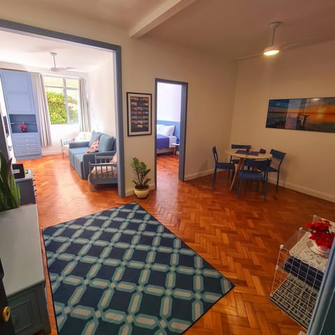 TV and multimedia, Living room, Photo of the whole room, Dining area