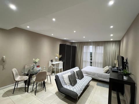 Bed, Living room, Photo of the whole room, Bedroom