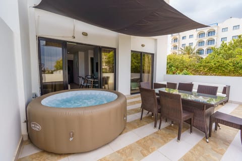 Patio, Hot Tub, View (from property/room), Balcony/Terrace, Seating area