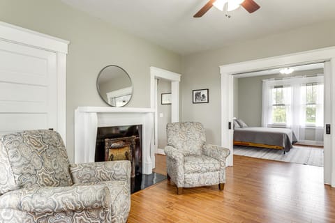 Beautiful Restored Historic Home Near Rabbit Hash House in Indiana