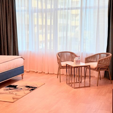 Seating area, Bedroom