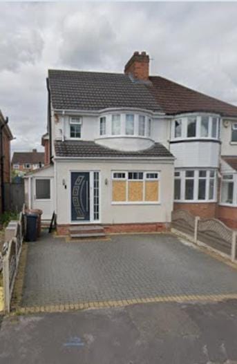 Property building, Day, Parking