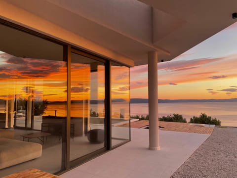 Balcony/Terrace, Sea view, Sunrise