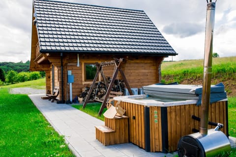 Natural landscape, Garden, Hot Tub