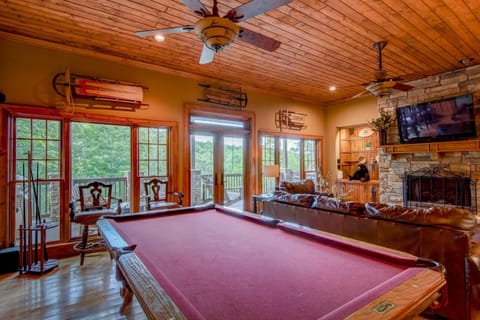 Birds Nest on Sugar Mountain House in Sugar Mountain