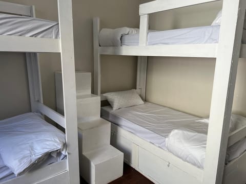 Blue Eagle Backpackers Hostel in Cape Town