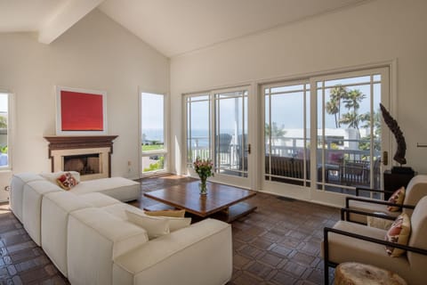 Bird Rock Dream - Pool, Spa, and Stunning Ocean View! House in La Jolla