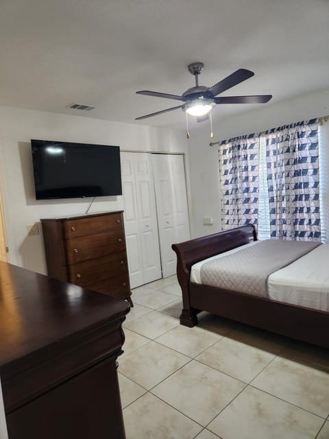 Tampa Stadium Vacation Rental House in Tampa