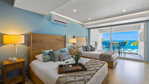 Bed, Living room, Photo of the whole room, Seating area, Dining area, Bedroom, air conditioner