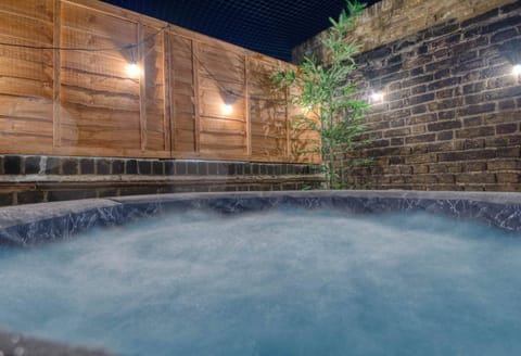 Hot Tub, Other
