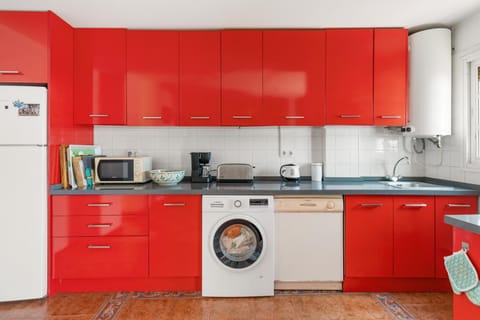 Kitchen or kitchenette, Living room