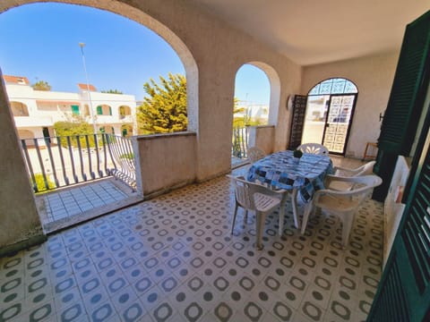 Property building, Balcony/Terrace