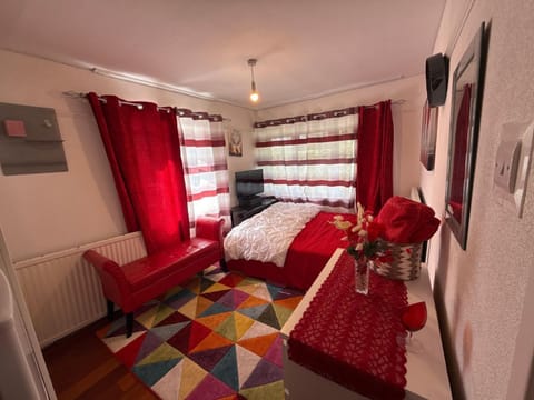 Bed, Living room, Bedroom