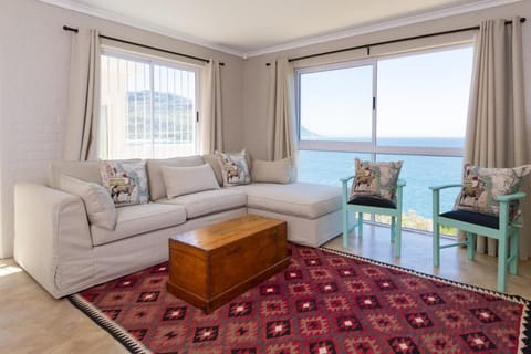 Living room, Sea view