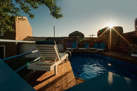 Pool view, Swimming pool, sunbed
