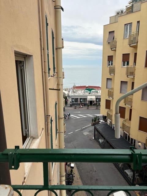 RB home - city center - Apartment in Sanremo