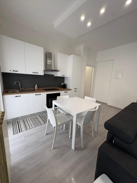 RB home - city center - Apartment in Sanremo