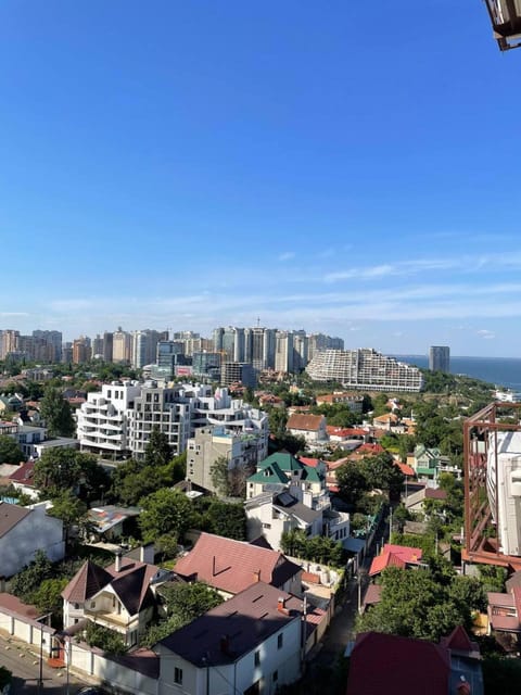 City view, Sea view