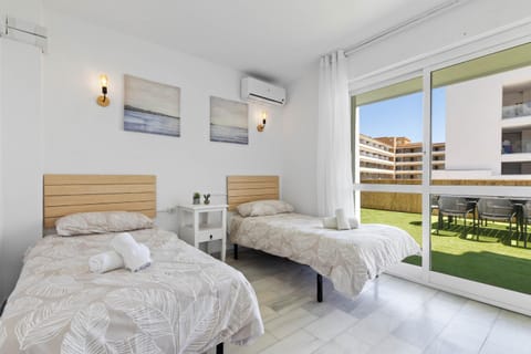 Erisa 29 By IVI Real Estate Apartment in Torremolinos